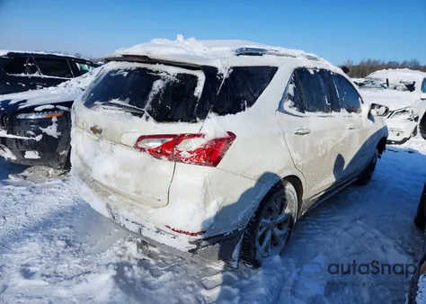 2018 Chevrolet Equinox Premier z USA, uszkodzony, nr VIN 2GNAXVEV6J6190162